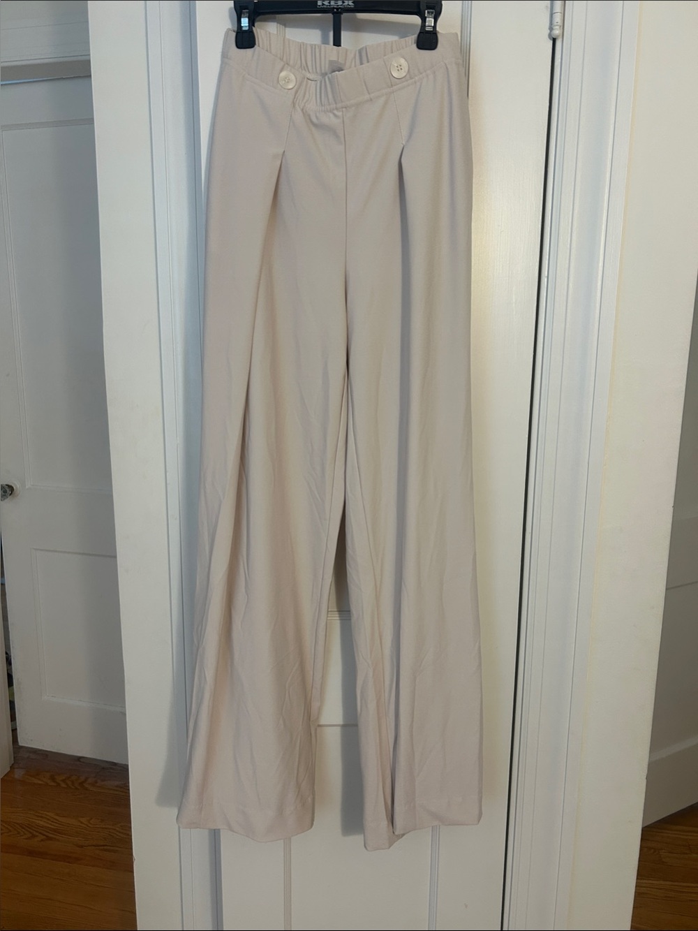 Wide-Leg High-Rise Pants in Light Beige